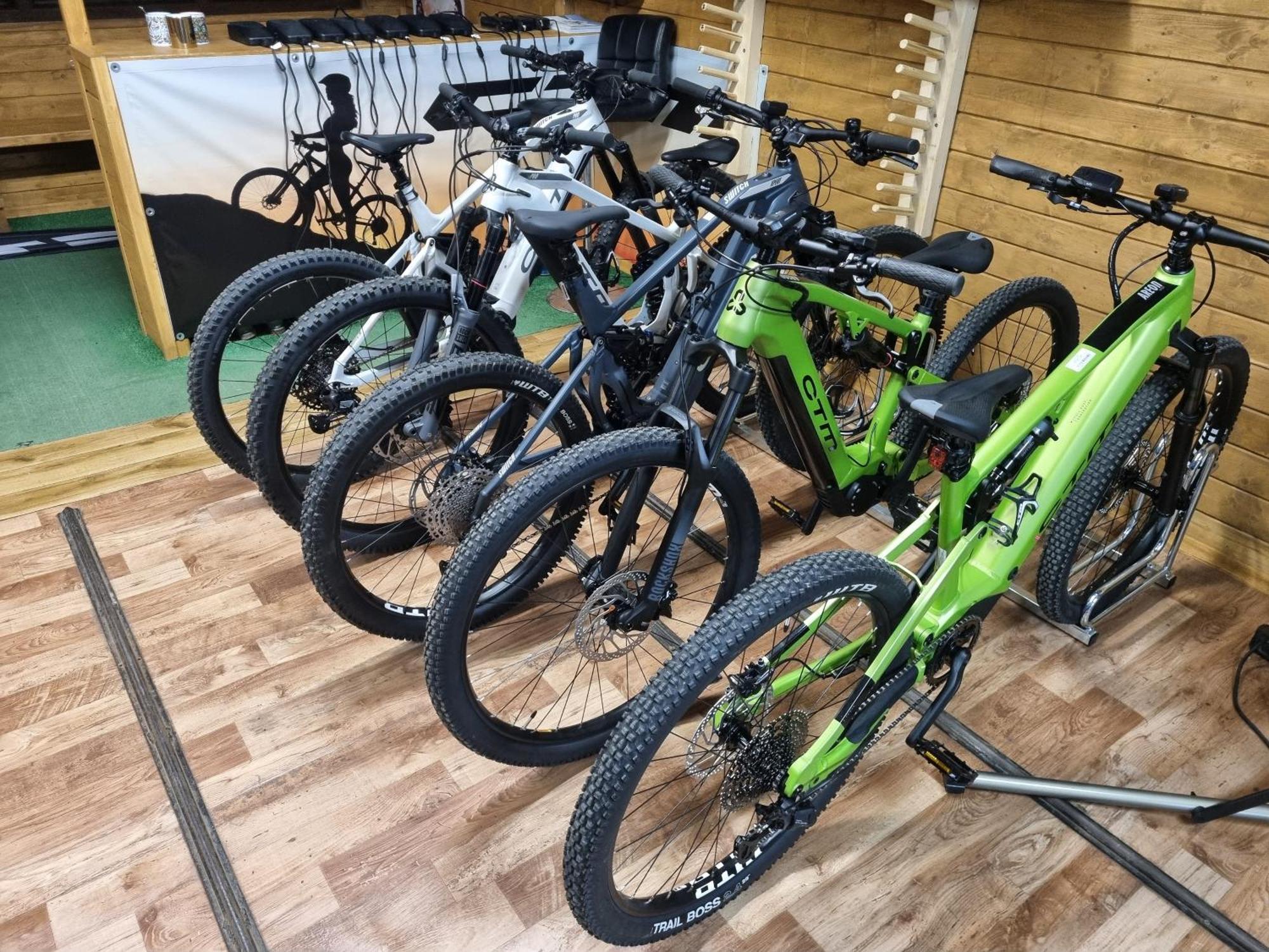 Apartament Elbrus Czyrna Szczyrk Wypozyczalnia Rowerow E-Bike Czyrna Szkola Narciarska & Wypozyczalnia Ski Serwis Exteriér fotografie